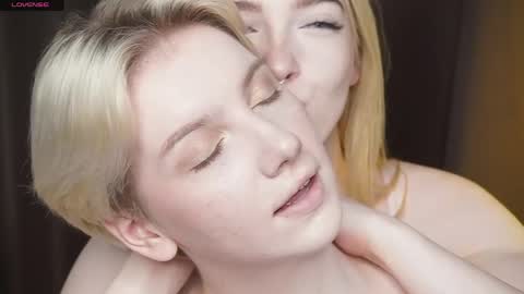 Elva and Kate  online show from 20, 5, 2026