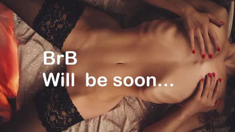 Snapshot of _meganmeow_ chatting on 26, 10, 2025  Saturday - start 2030-2130 GMT online show from 26, 10, 2025