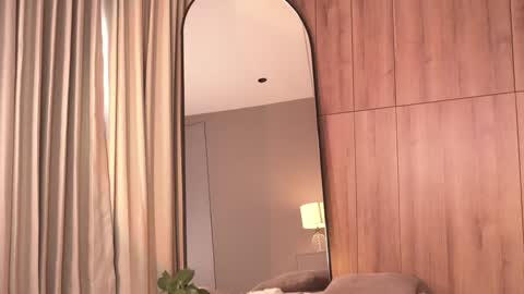     online show from 21, 9, 2025