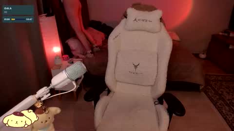 Snapshot of _meowmiko__ chatting on 7, 11, 2025 miko3 online show from 7, 11, 2025