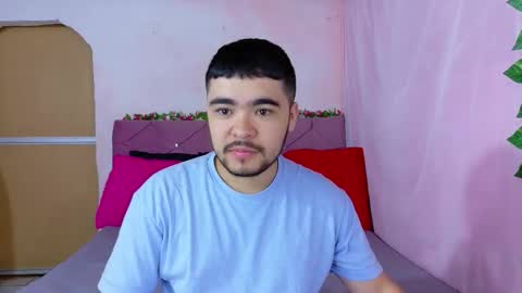  Mia y Mike  online show from 9, 9, 2025