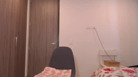 Snapshot of _mia_angel17 chatting on 15, 2, 2025 MIA online show from 15, 2, 2025