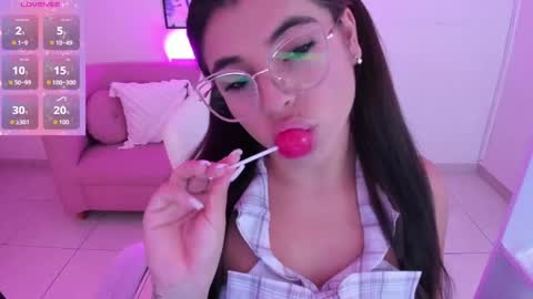  MIa blue 18  online show from 12, 9, 2025