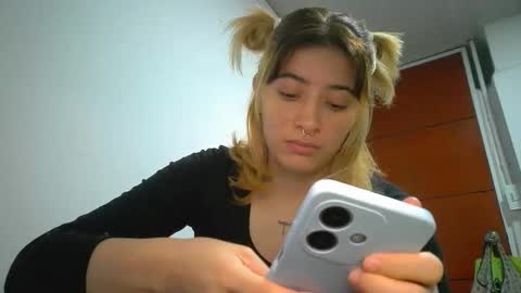 Snapshot of _mia_foster1 chatting on 18, 3, 2026 Mia-foster online show from 18, 3, 2026