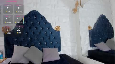 Snapshot of _mia_milf_ chatting on 19, 3, 2026 _mia_milf_ online show from 19, 3, 2026