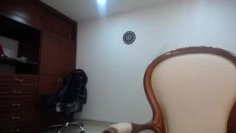  Mia  online show from 16, 12, 2024