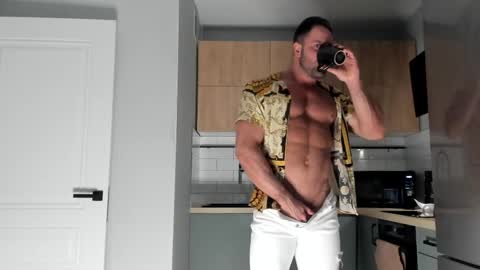 _miles19 online show from 8, 5, 2026