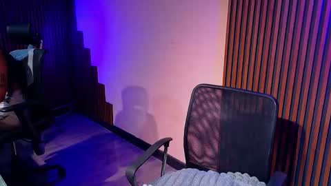 Call me Miley  online show from 9, 5, 2026