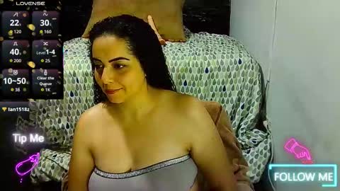Snapshot of _milf_naughty chatting on 17, 1, 2026 _milf_naughty online show from 17, 1, 2026