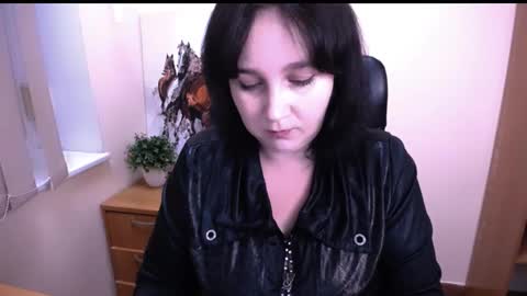 Snapshot of _miranda_sun chatting on 6, 10, 2025 Miranda online show from 6, 10, 2025
