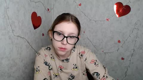 Snapshot of _miraterri_ chatting on 4, 3, 2025 Mira online show from 4, 3, 2025