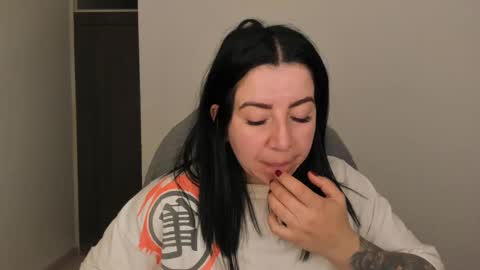 Snapshot of _miss_coco_ chatting on 10, 9, 2025 _miss_coco_ online show from 10, 9, 2025