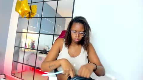 Snapshot of _miss_khaleesi_ chatting on 10, 7, 2026 _miss_khaleesi_ online show from 10, 7, 2026