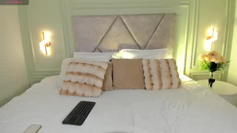 Snapshot of _miss_kimm chatting on 21, 10, 2025 kimberley cruz online show from 21, 10, 2025