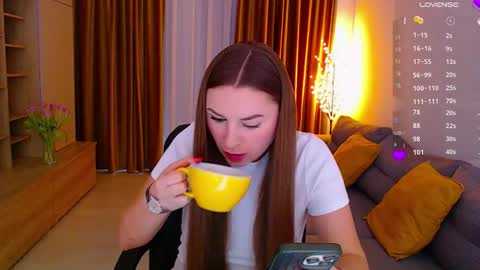 Mia online show from 8, 1, 2026