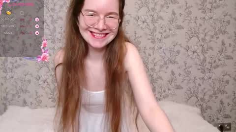 Snapshot of _mizuka_ chatting on 18, 10, 2025 mizuka online show from 18, 10, 2025