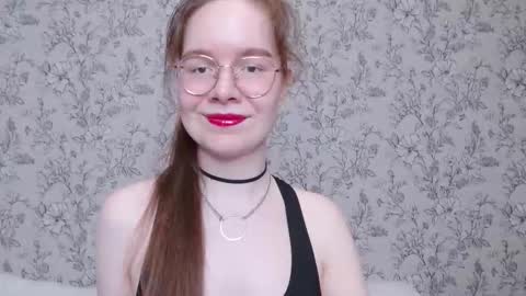 Snapshot of _mizuka_ chatting on 11, 11, 2025 mizuka online show from 11, 11, 2025