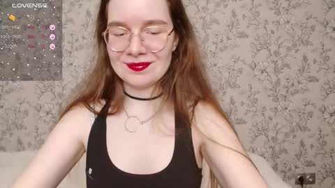 Snapshot of _mizuka_ chatting on 5, 12, 2025 mizuka online show from 5, 12, 2025