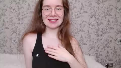 Snapshot of _mizuka_ chatting on 14, 12, 2025 mizuka online show from 14, 12, 2025