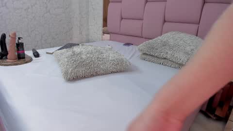 _molly_rosse_ online show from 28, 12, 2024
