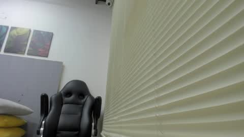 _molly_rosse_ online show from 2, 5, 2026