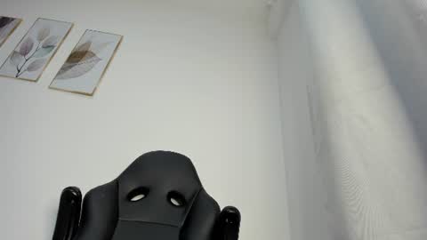 _molly_rosse_ online show from 16, 6, 2026