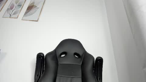 _molly_rosse_ online show from 19, 6, 2026