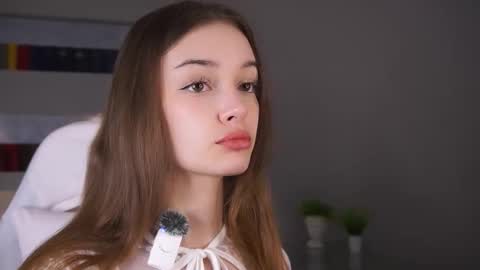 Snapshot of _moonlit_melody_ chatting on 13, 3, 2026 Margo online show from 13, 3, 2026