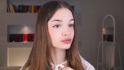 Snapshot of _moonlit_melody_ chatting on 22, 3, 2026 Margo online show from 22, 3, 2026