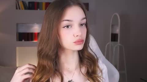 Snapshot of _moonlit_melody_ chatting on 23, 3, 2026 Margo online show from 23, 3, 2026