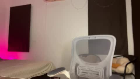Snapshot of _morpho_ chatting on 10, 1, 2025 Francine Aisi Morpho - a genus of blue butterflies. online show from 10, 1, 2025