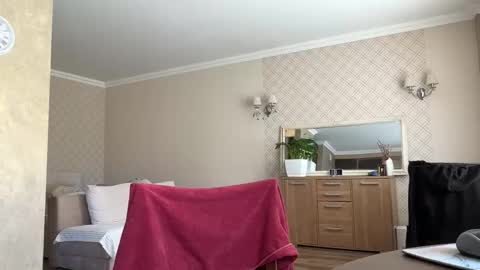 Snapshot of _morpho_ chatting on 21, 3, 2026 Francine Aisi Morpho - a genus of blue butterflies. online show from 21, 3, 2026