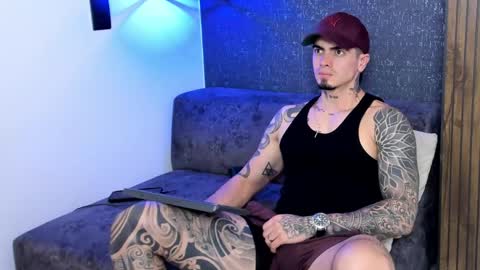 _mrcock_ online show from 11, 5, 2026