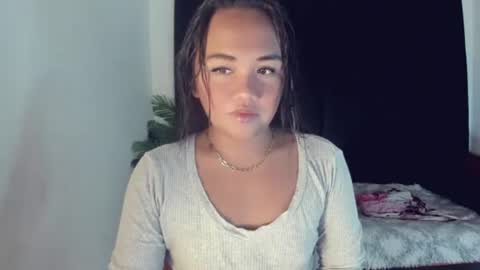 Snapshot of _mslibaylibay_ chatting on 8, 5, 2026 Angel online show from 8, 5, 2026