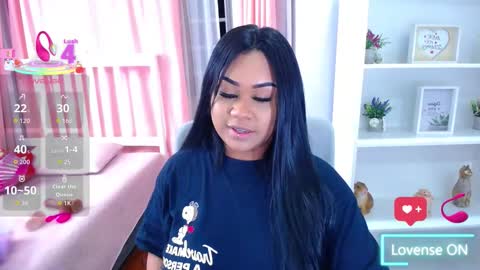 Snapshot of _nahom_ chatting on 30, 9, 2025 nahomi  online show from 30, 9, 2025