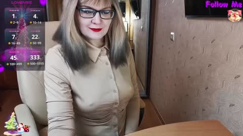 Snapshot of _natali_ chatting on 5, 2, 2025 MagicWoman online show from 5, 2, 2025