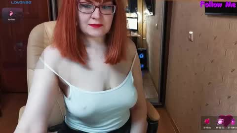 Snapshot of _natali_ chatting on 2, 10, 2025 MagicWoman online show from 2, 10, 2025