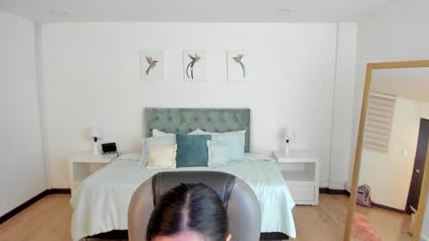 Snapshot of _natalie18_ chatting on 2, 10, 2025 Natalie online show from 2, 10, 2025