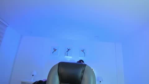 Snapshot of _natalie18_ chatting on 16, 11, 2025 Natalie online show from 16, 11, 2025