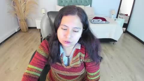 Snapshot of _natalie18_ chatting on 23, 11, 2025 Natalie online show from 23, 11, 2025