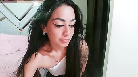 Natasha Rodriguez independent model online show from 6, 2, 2025