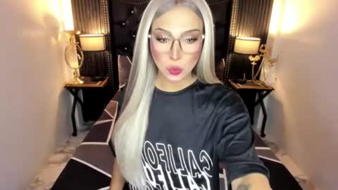 Snapshot of _natashacooper_ chatting on 23, 7, 2026 _natashacooper_ online show from 23, 7, 2026
