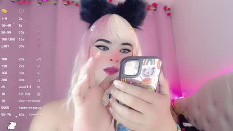 _natsuki online show from 5, 1, 2025