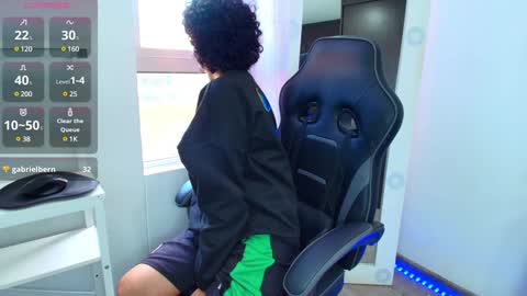 Nicolas online show from 20, 1, 2025