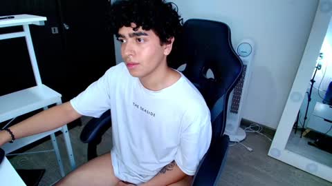 Nicolas online show from 29, 1, 2025