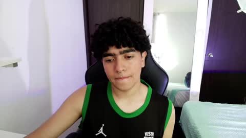 Nicolas online show from 19, 2, 2025