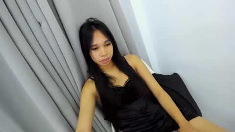 Nicole online show from 17, 9, 2025