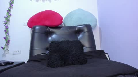 juliana online show from 4, 2, 2025