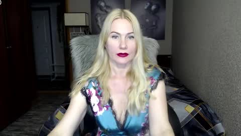 Snapshot of _night_fantasy_ chatting on 5, 12, 2024 Donella online show from 5, 12, 2024