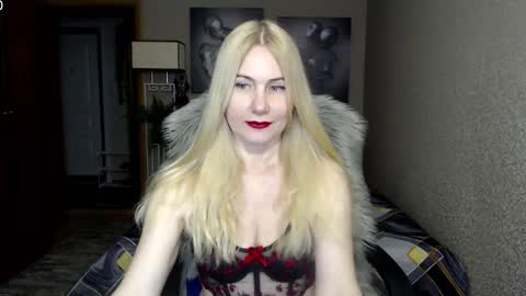 Snapshot of _night_fantasy_ chatting on 24, 1, 2025 Donella online show from 24, 1, 2025